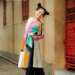 Claire Jonkheer cực kì dễ thương trong tà áo dài Việt Nam